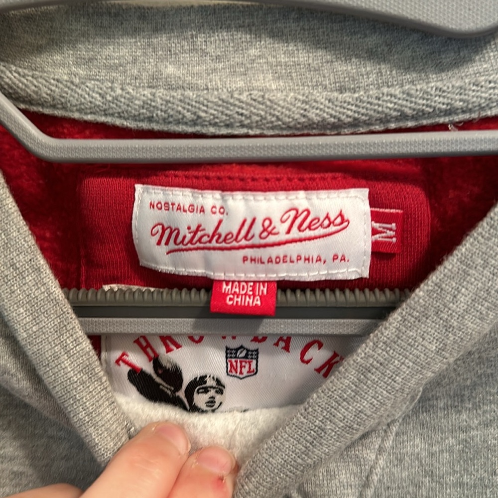 Patriots sweatshirt - Picture 2 of 5